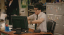 angry_computer_frustrated_the_it_crowd_richard_ayoade_maurice.gif